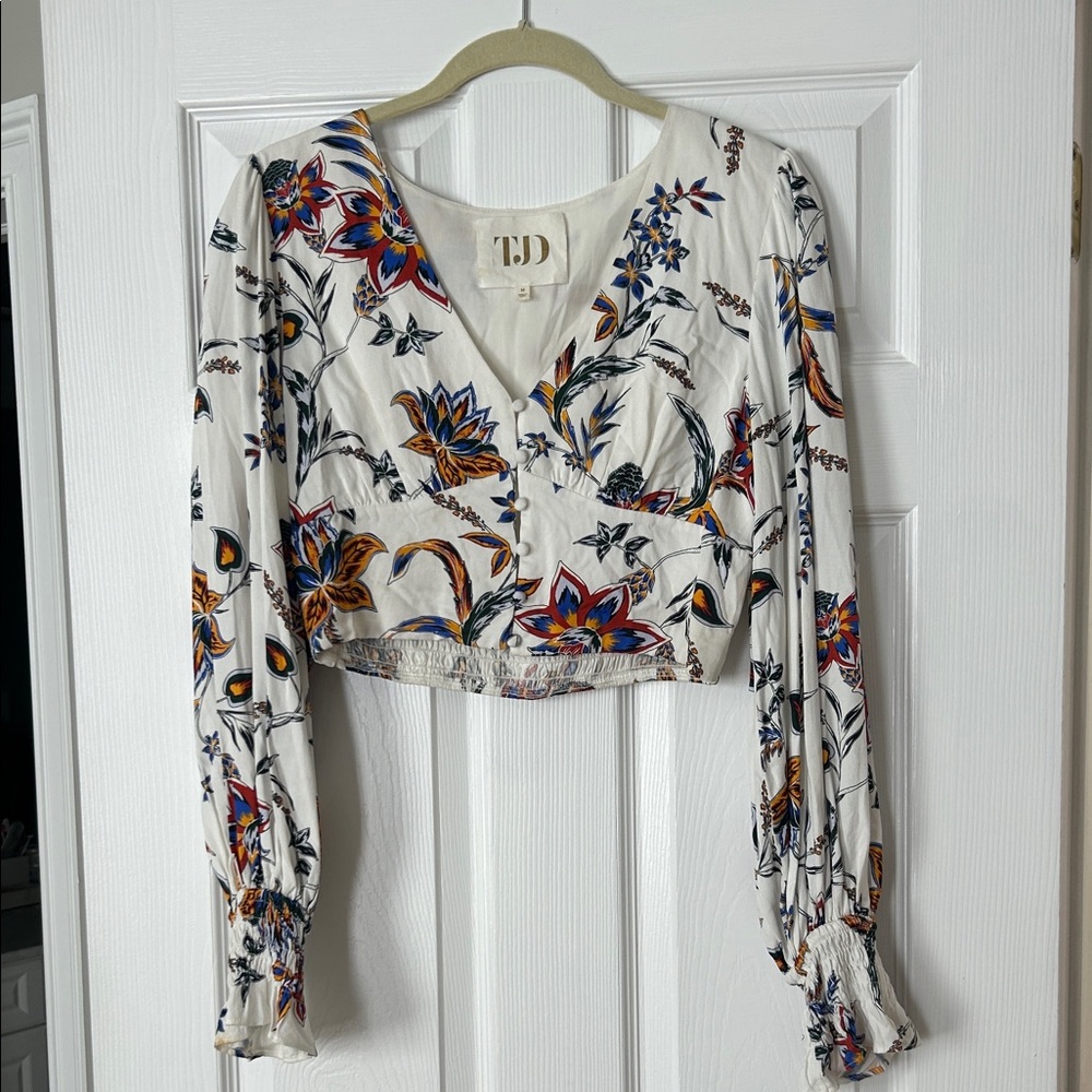The Jetset Diaries Cropped Long Sleeve Top